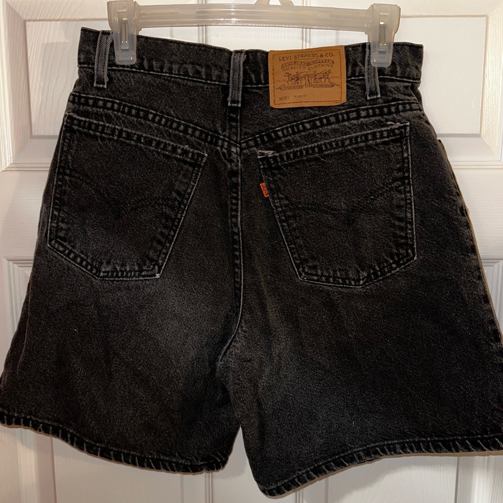 Vintage Black Levi’s Denim Shorts